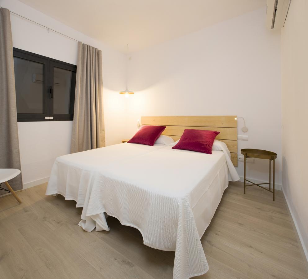 Cana Rita Apartamentos Sant Antoni de Portmany Dış mekan fotoğraf