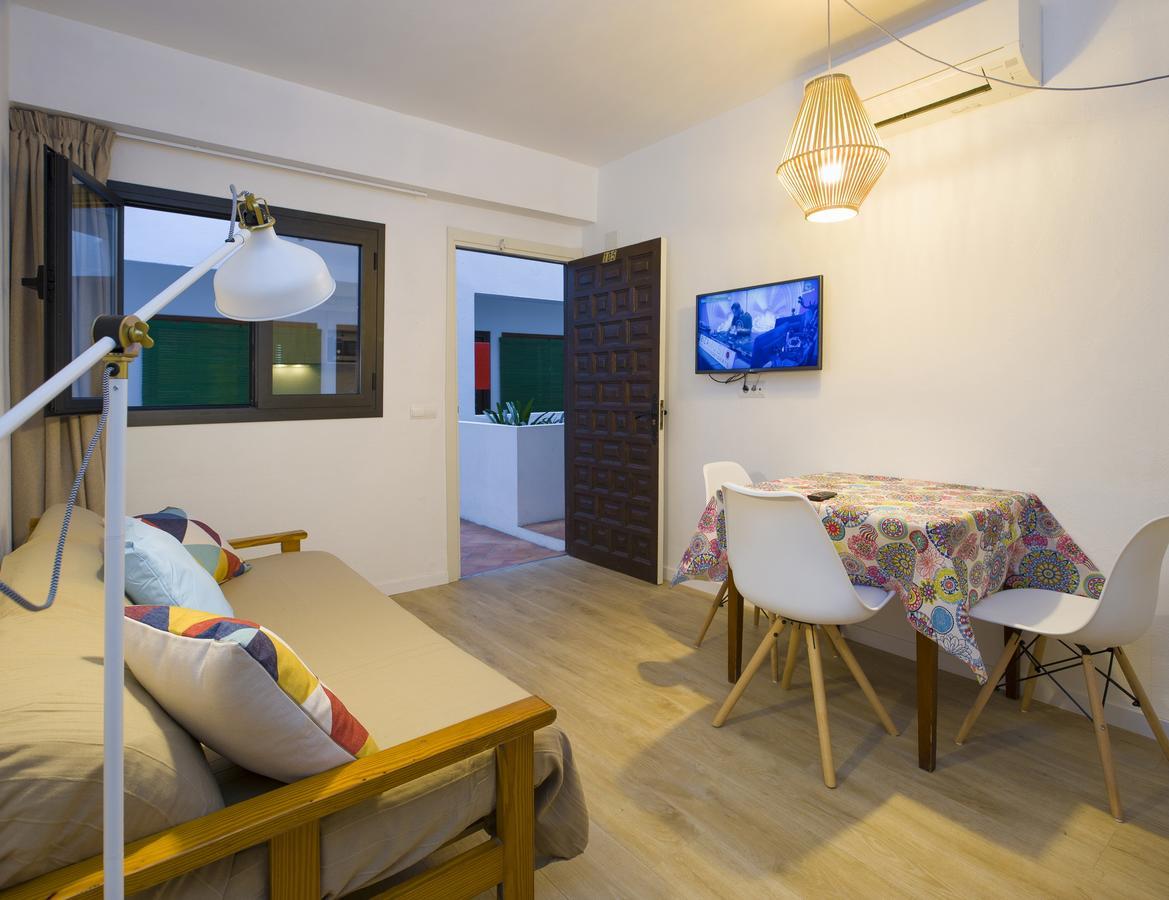 Cana Rita Apartamentos Sant Antoni de Portmany Dış mekan fotoğraf