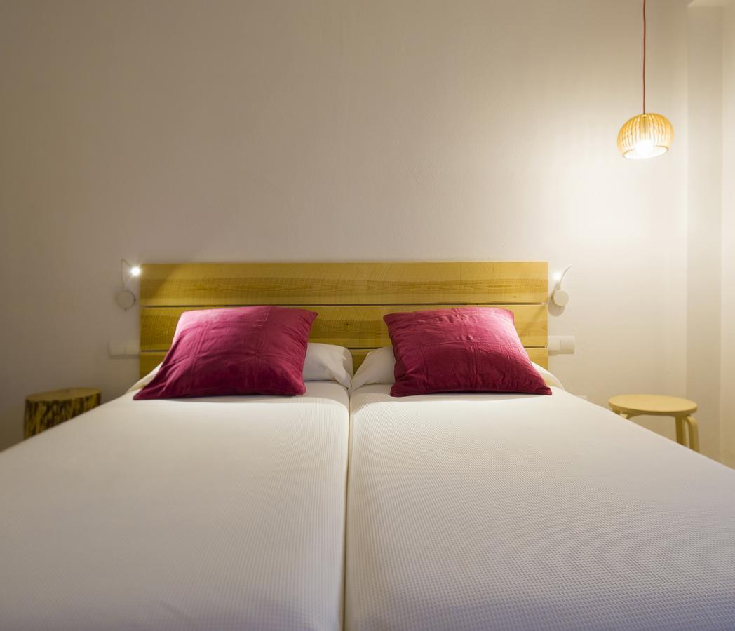Cana Rita Apartamentos Sant Antoni de Portmany Dış mekan fotoğraf