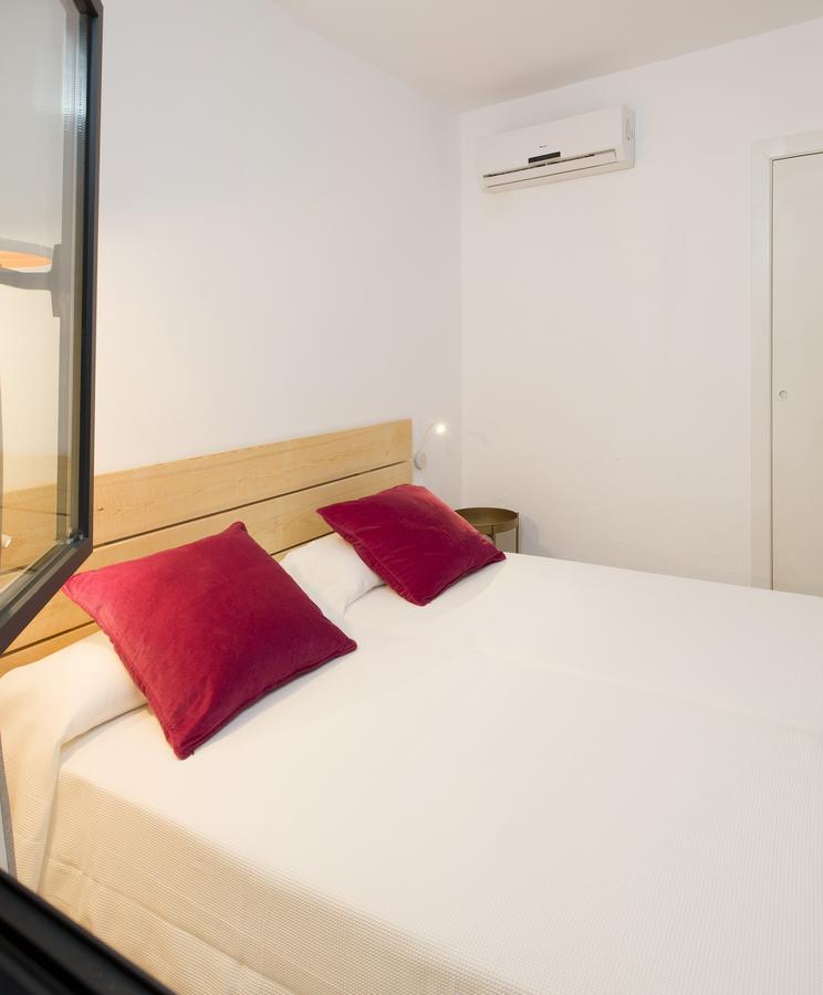 Cana Rita Apartamentos Sant Antoni de Portmany Dış mekan fotoğraf